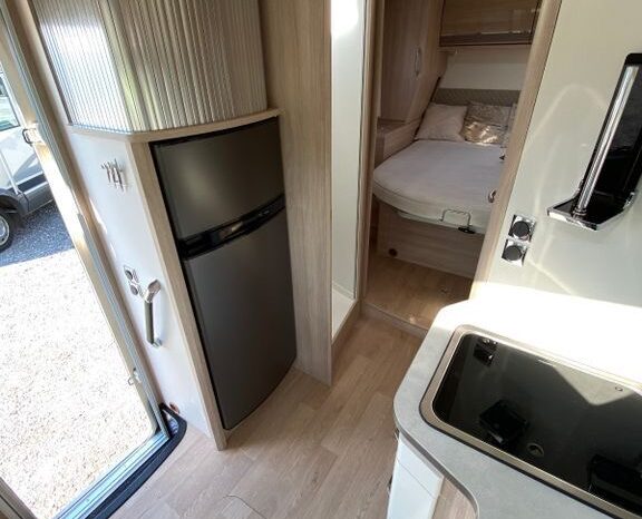 
								CAMPING-CAR – INTÉGRAL-  Rapido 869F full									