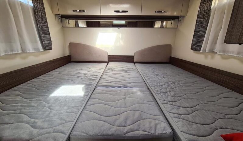 
								CAMPING-CAR PROFILÉ BENIMAR TESSORO 467 full									