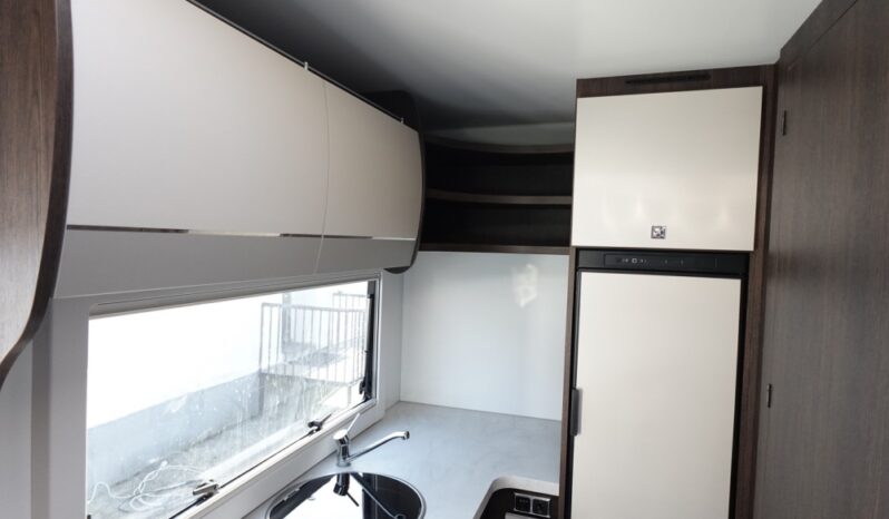 
								CAMPING-CAR PROFILÉ BENIMAR TESSORO 481 full									