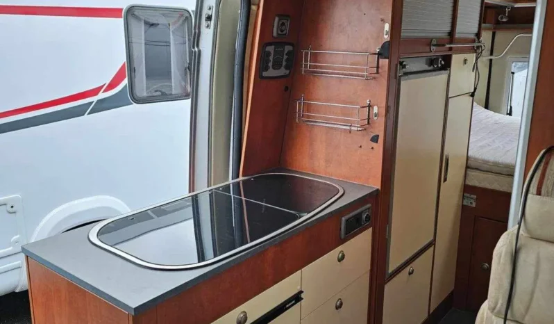 
								FOURGON AMÉNAGÉ La Strada Avanti C – 150 ch full									