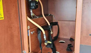 
										FOURGON AMÉNAGÉ La Strada Avanti C – 150 ch full									